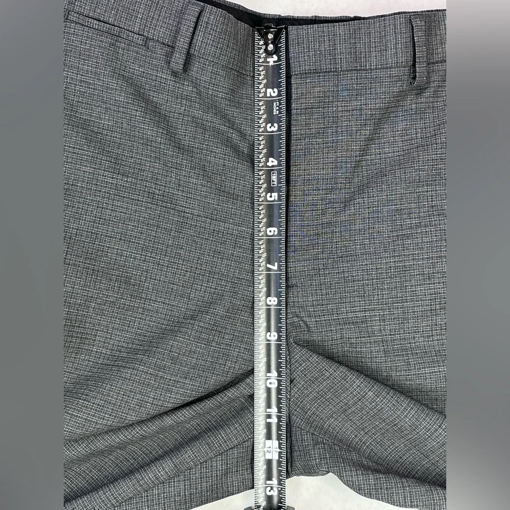 Express Men’s Gray Slim Fit Pants. Tag Size 34/30. 98% Wool